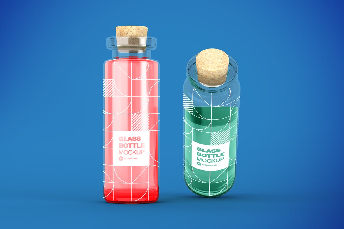 饮料玻璃瓶创意设计样机 Drink Glass Bottle Mockup