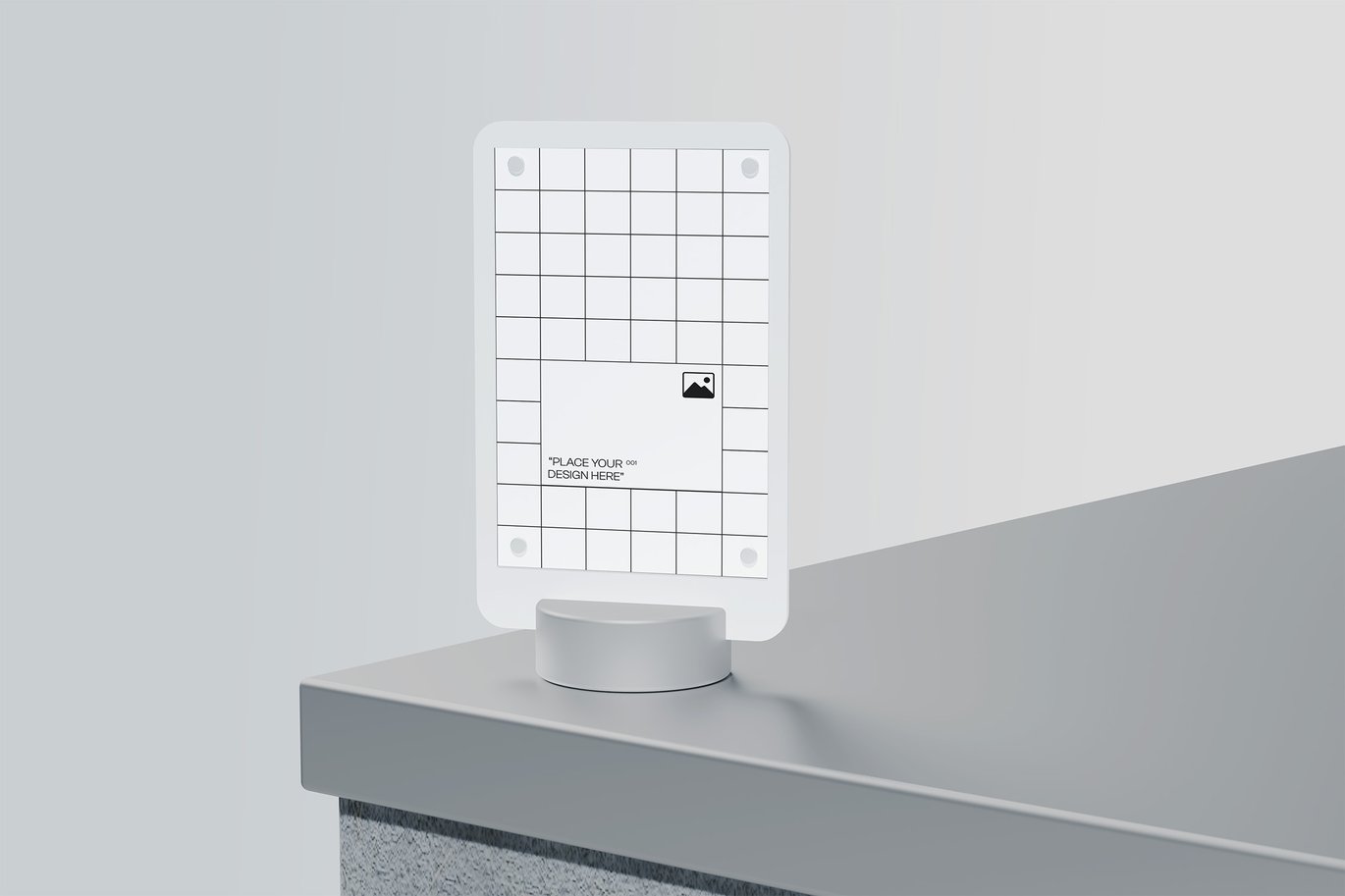 二维码桌立牌展示样机 QR Code Table Stand Mockup
