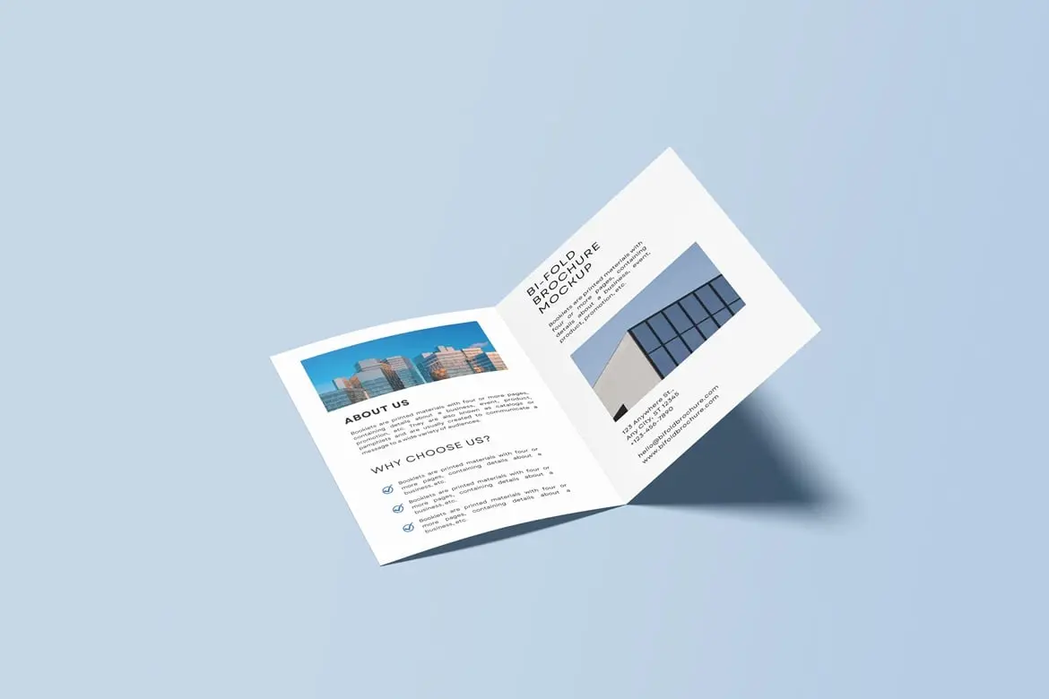 双折页宣传册设计展示样机 Bi-Fold Brochure Mockup