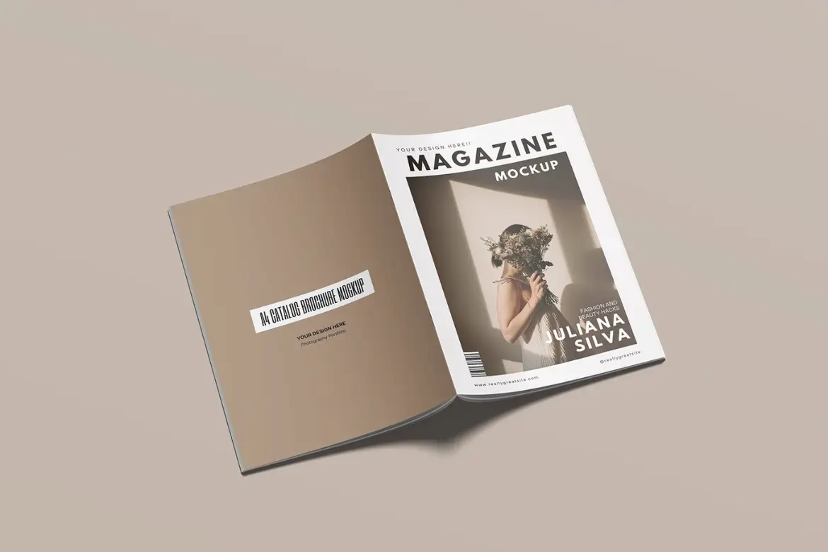 时尚杂志封面翻页展示样机 Magazine Mockup