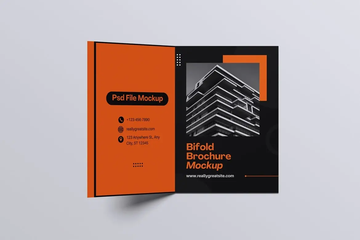 双折页宣传册立体展示样机 Bifold Brochure Mockup