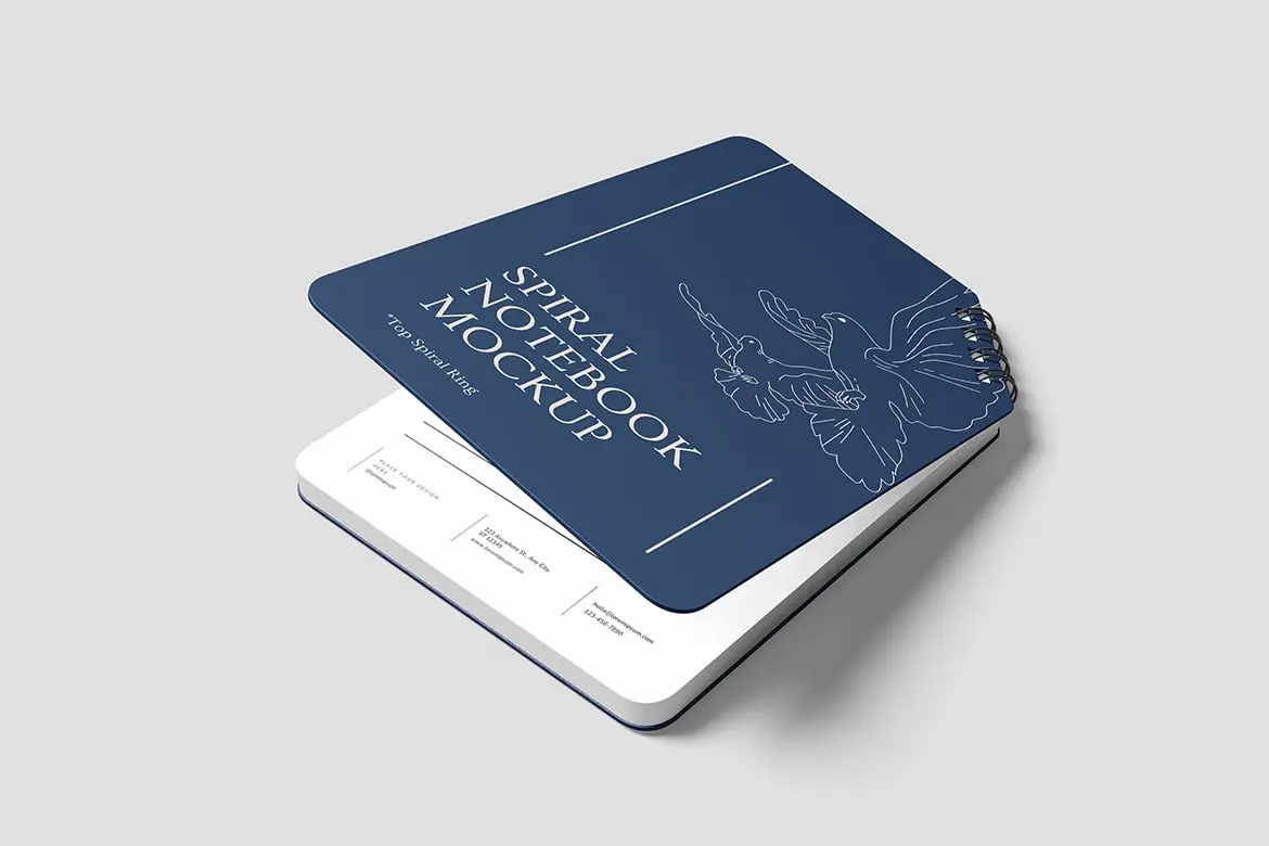 螺旋笔记本内页书写效果样机 Spiral Notebook Mockup