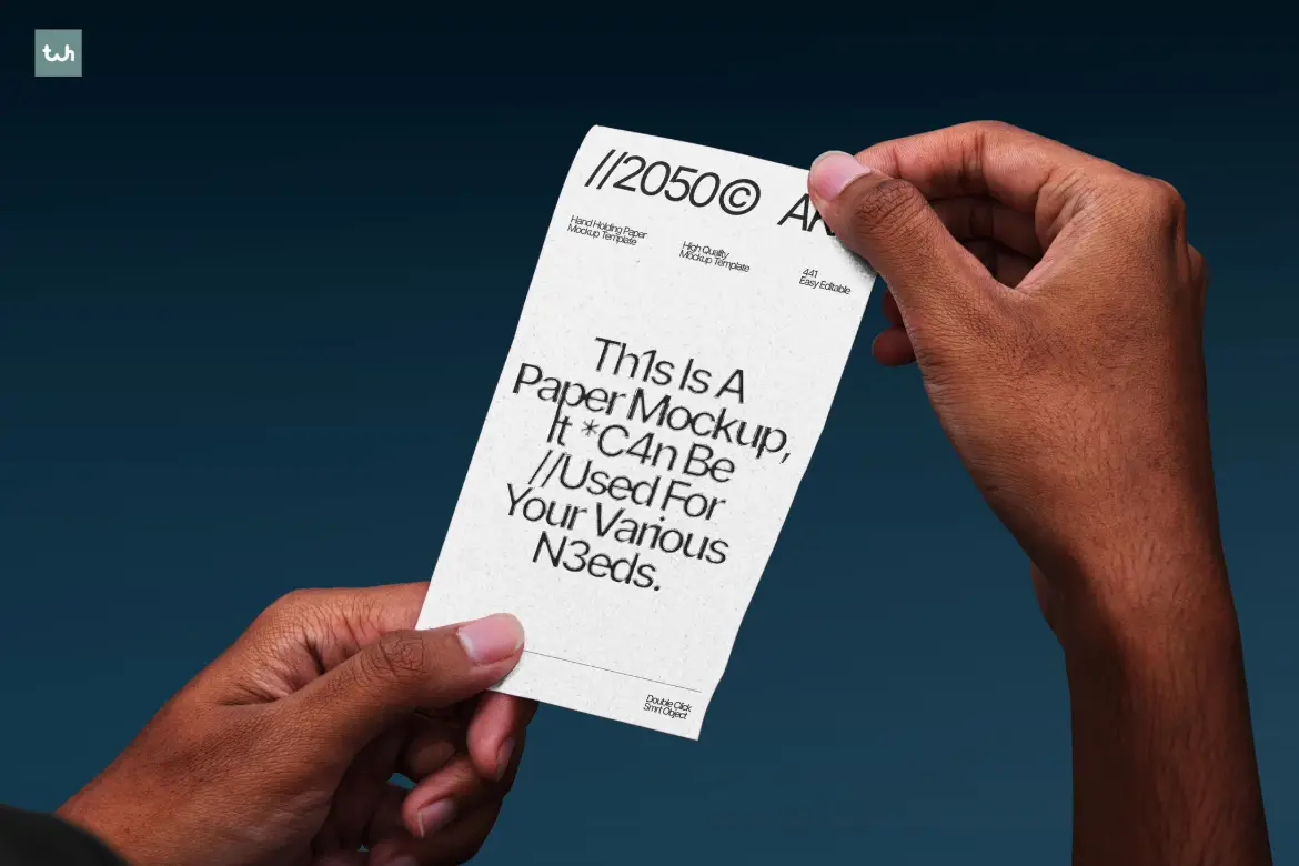 手持纸张可编辑PSD模型样机模板