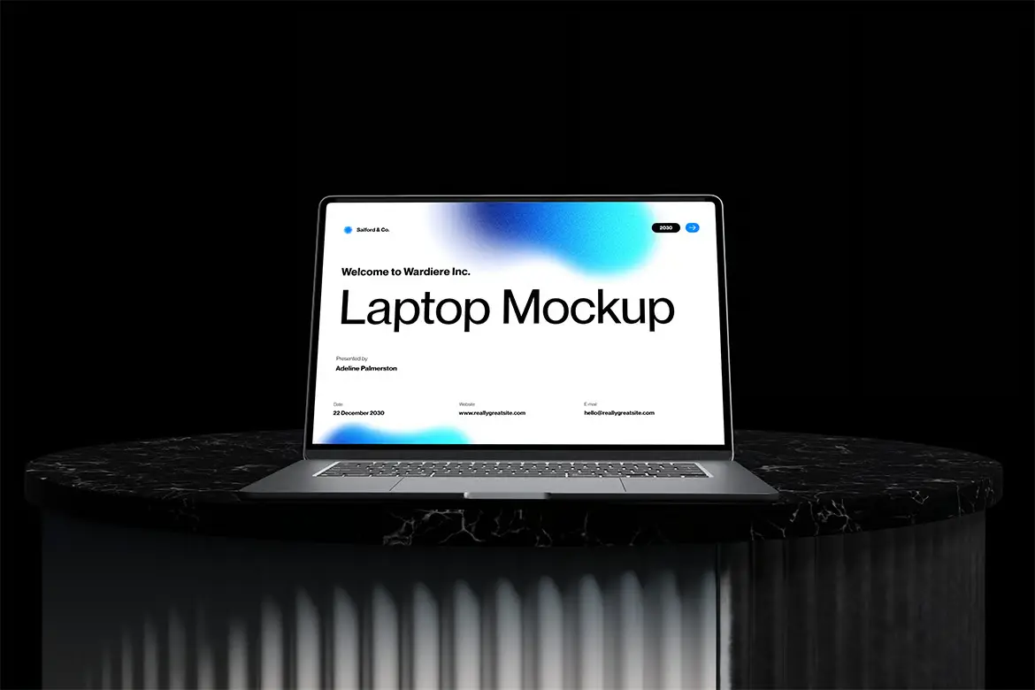 高品质笔记本电脑PSD样机模板 High Quality Laptop Mockup Set