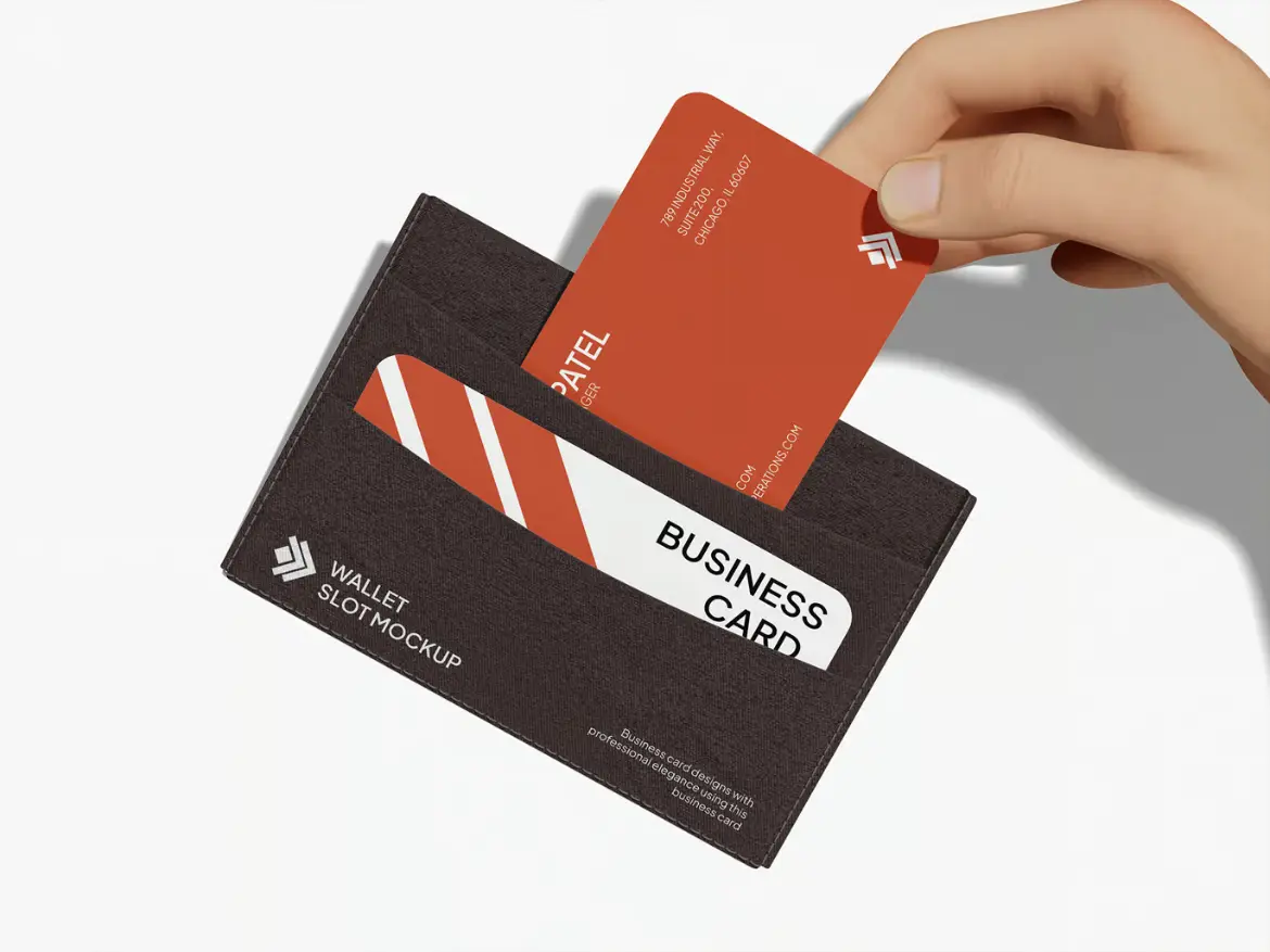名片模型PSD源文件 Business Card in Wallet Slot Mockup