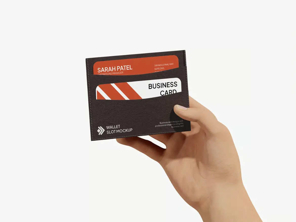 名片模型PSD源文件 Business Card in Wallet Slot Mockup