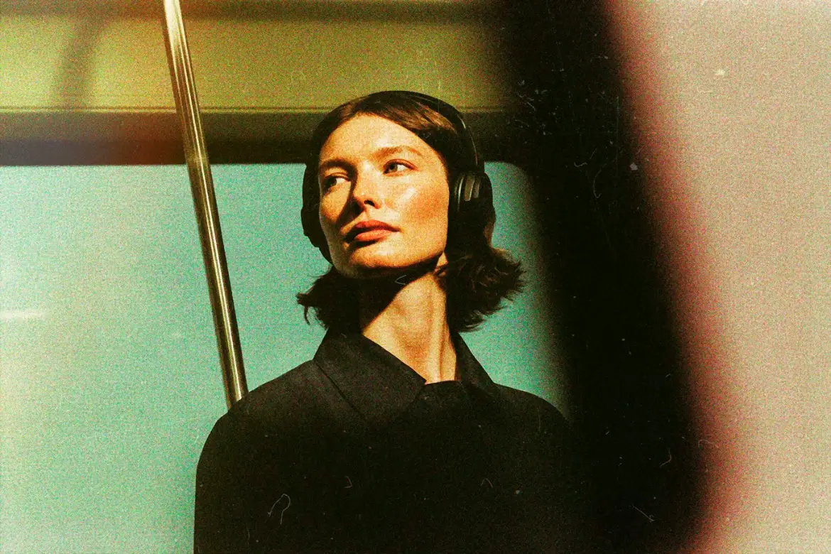 电影感胶片照片特效PSD模板 Cinematic Shoot Photo Effect