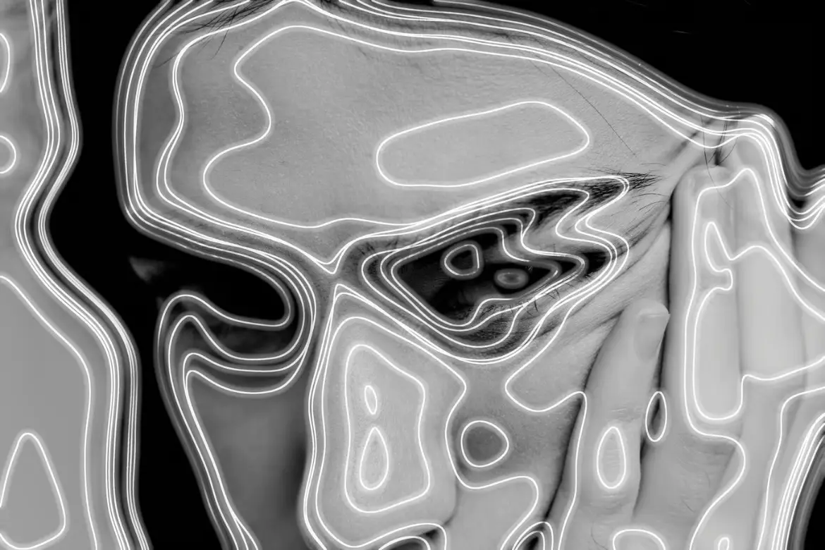 地形等高线照片特效PSD模板 Contour Map Photo Effect